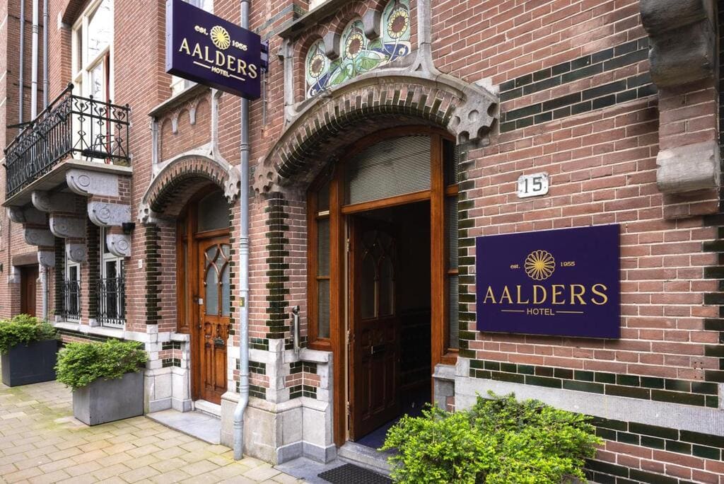 Hotel Aalders Image